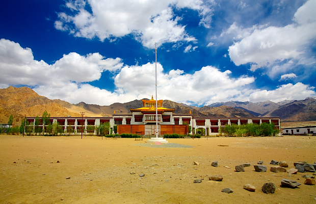 Rancho School View 2